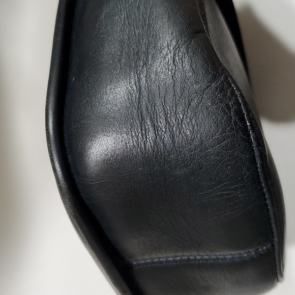 Vintage Salvatore Ferragamo Black Leather Crossbody Bag - Picture 7 of 16